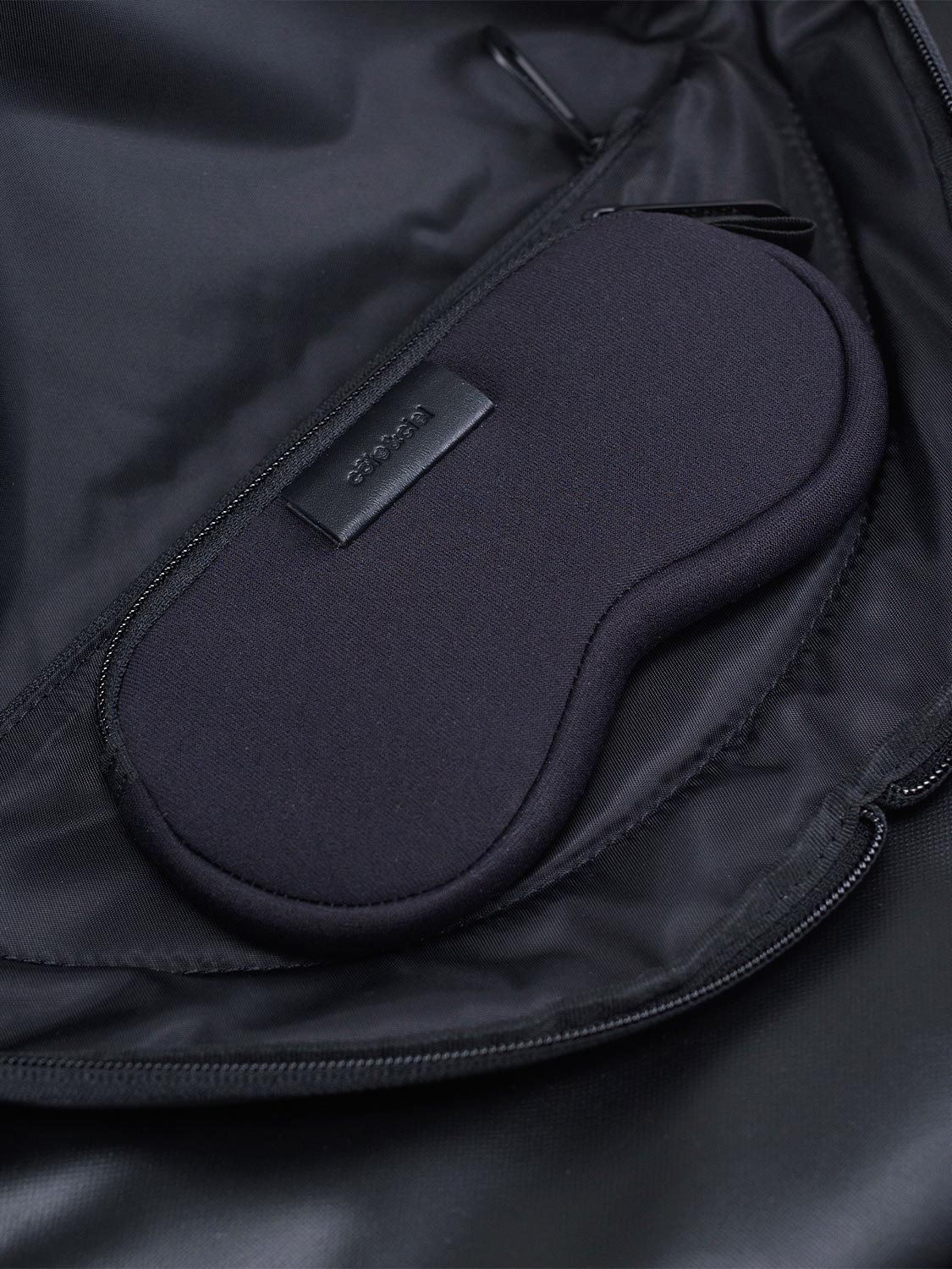 Hala S Bag Raven Black