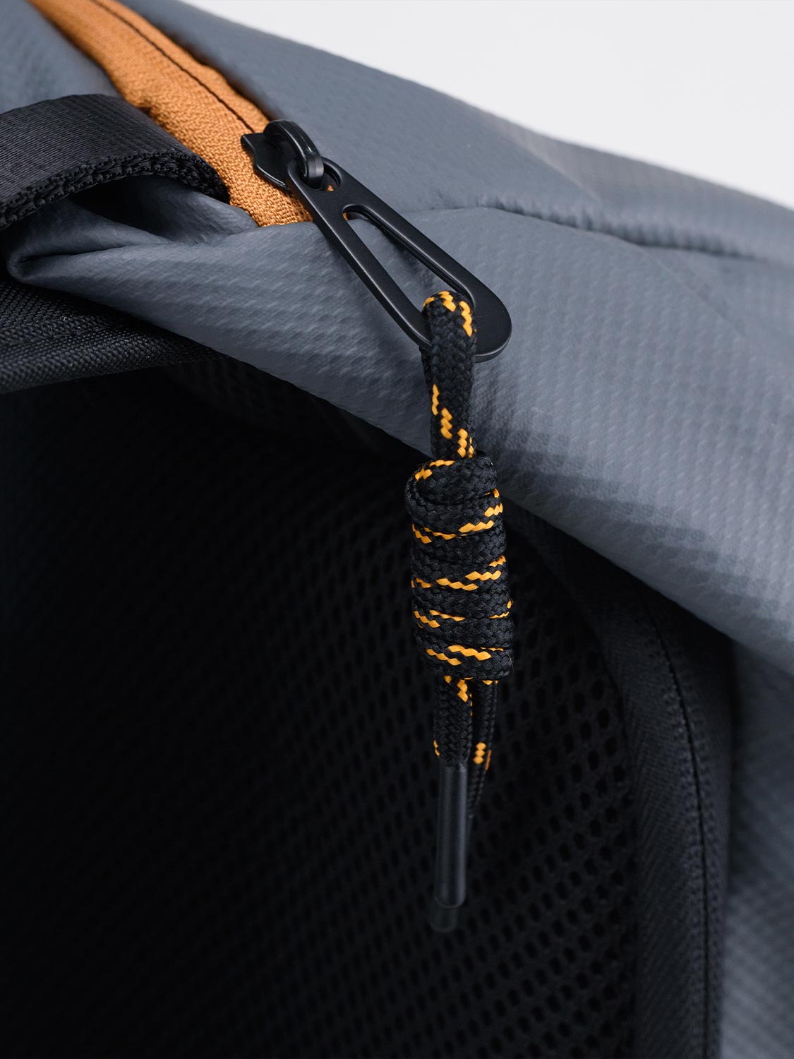Saru Backpack Robin Grey