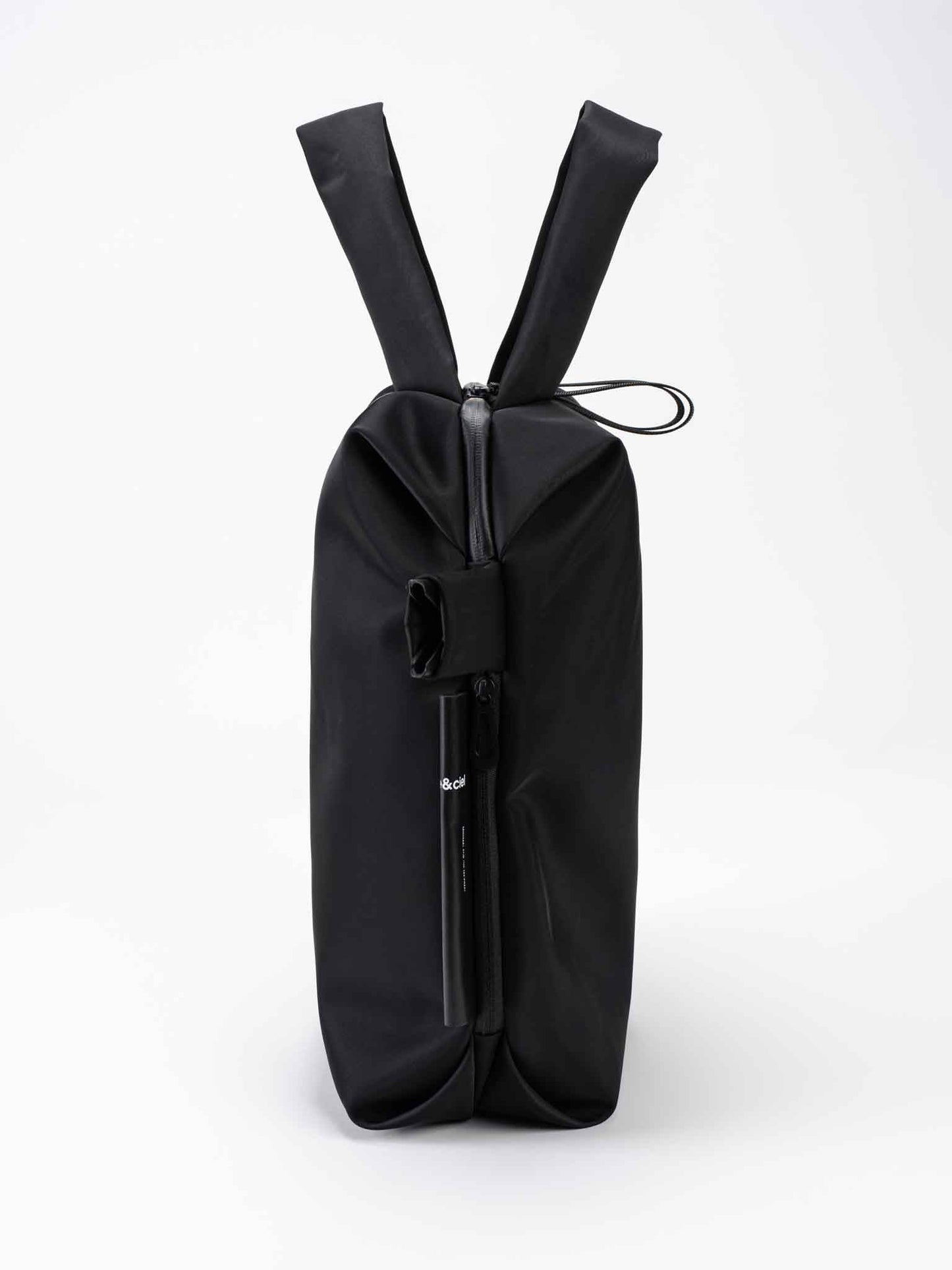 Rour Sleek Black Bag