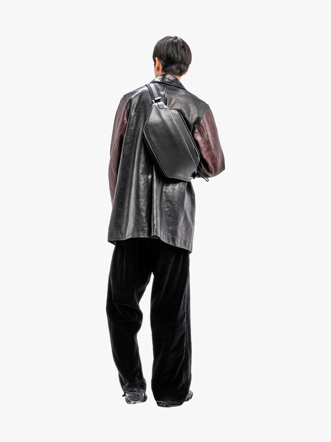 coteetciel Crossbody/Sling Bag Black Isarau M Alias Leather Black côte&ciel US 28604