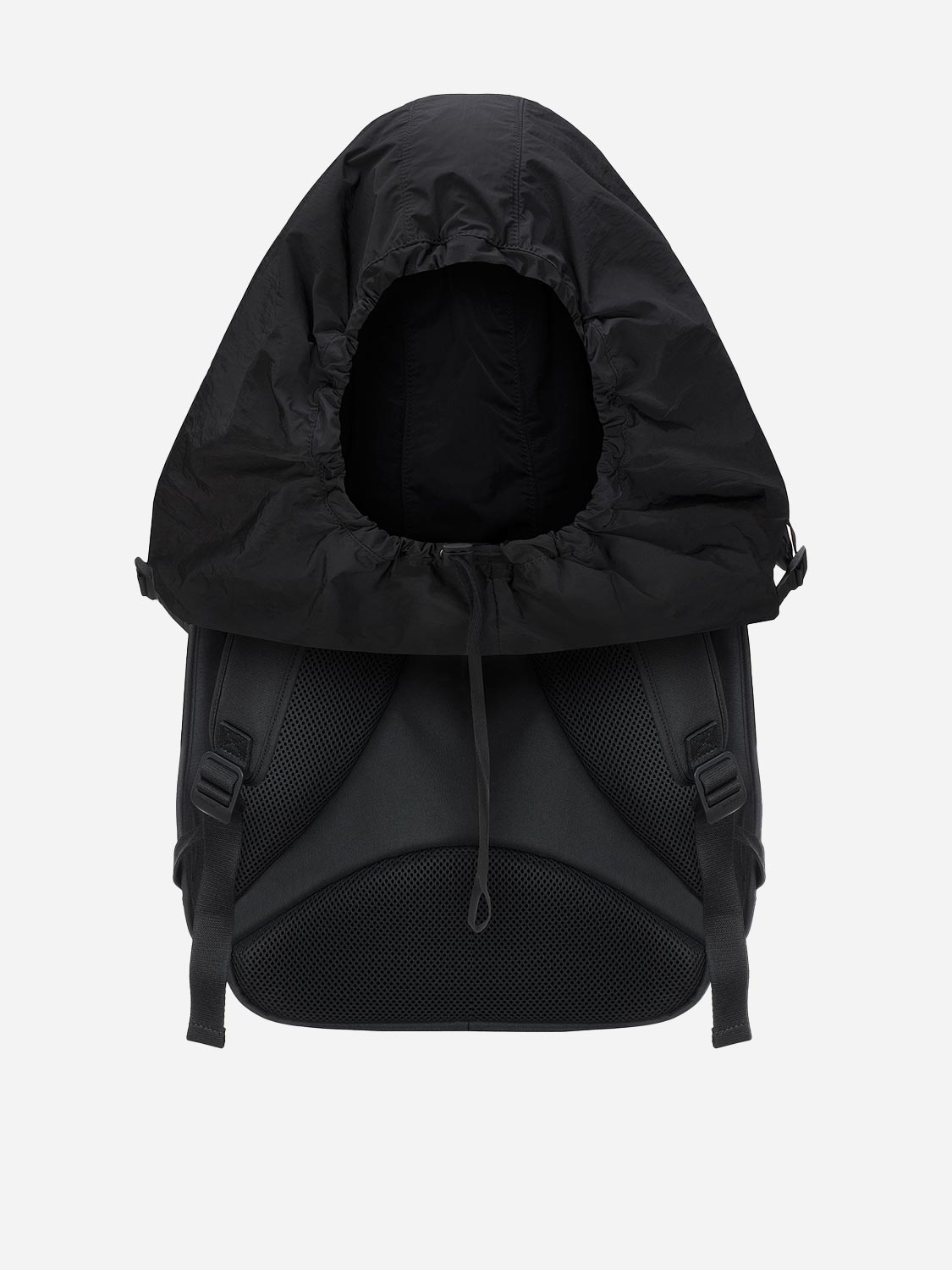 Nile M Obsidian Black