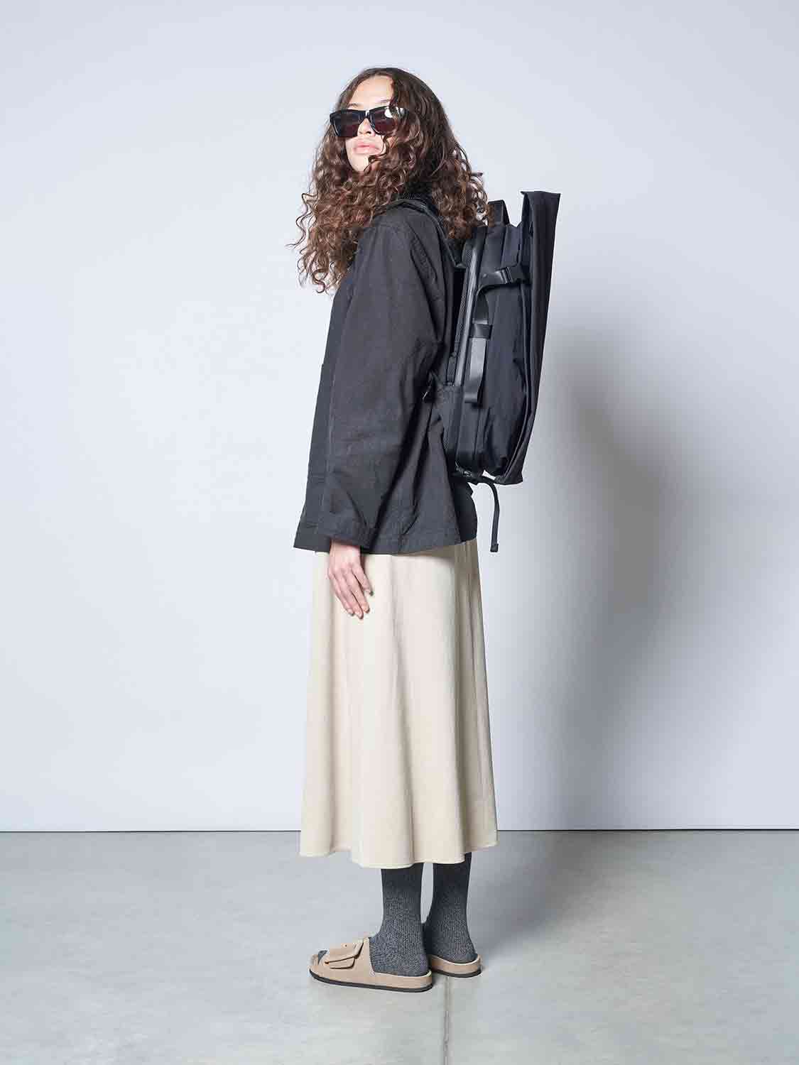 Isar M Komatsu Onibegie Nylon Black