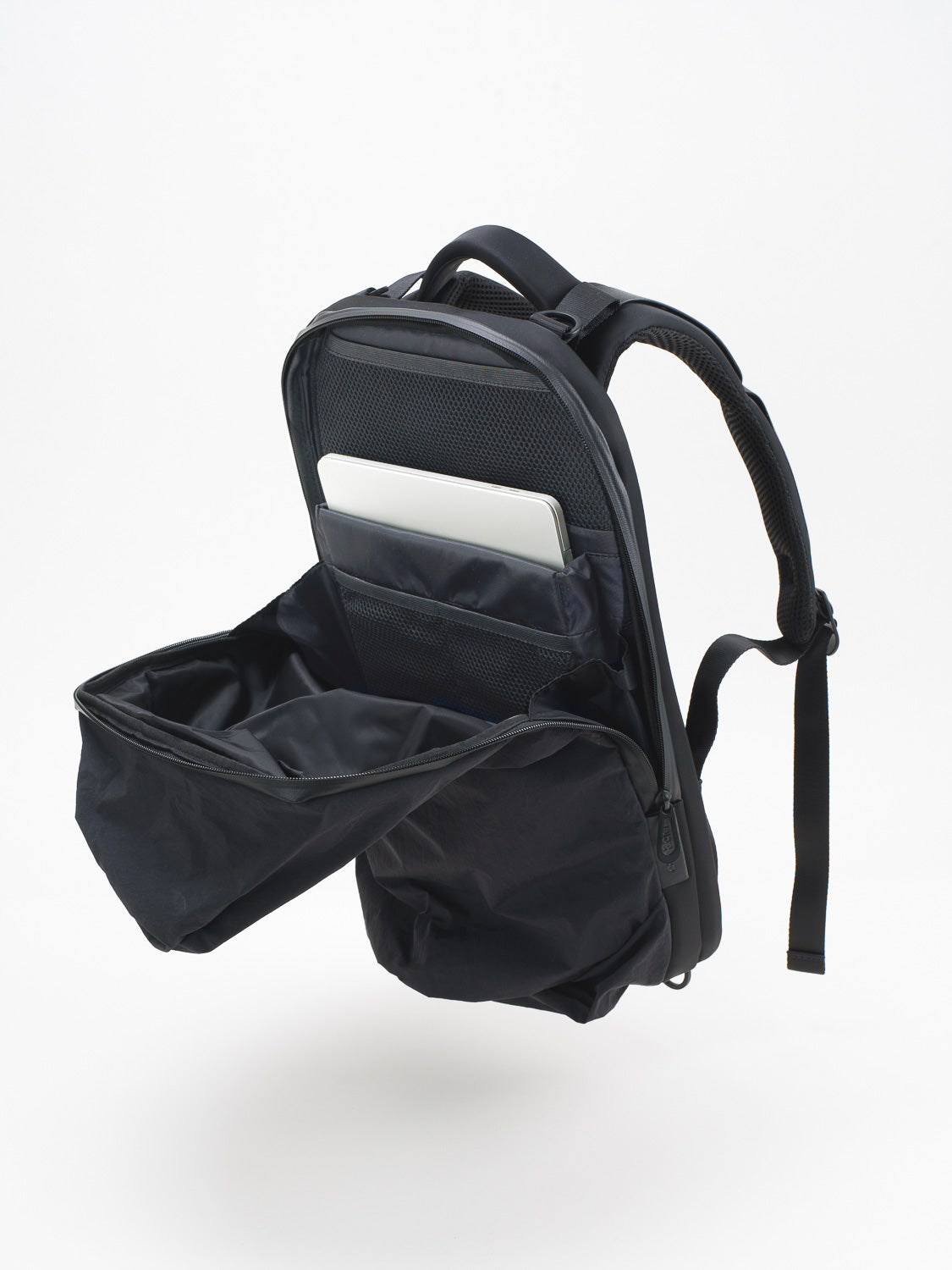 Ladon Komatsu Onibegie Nylon Black