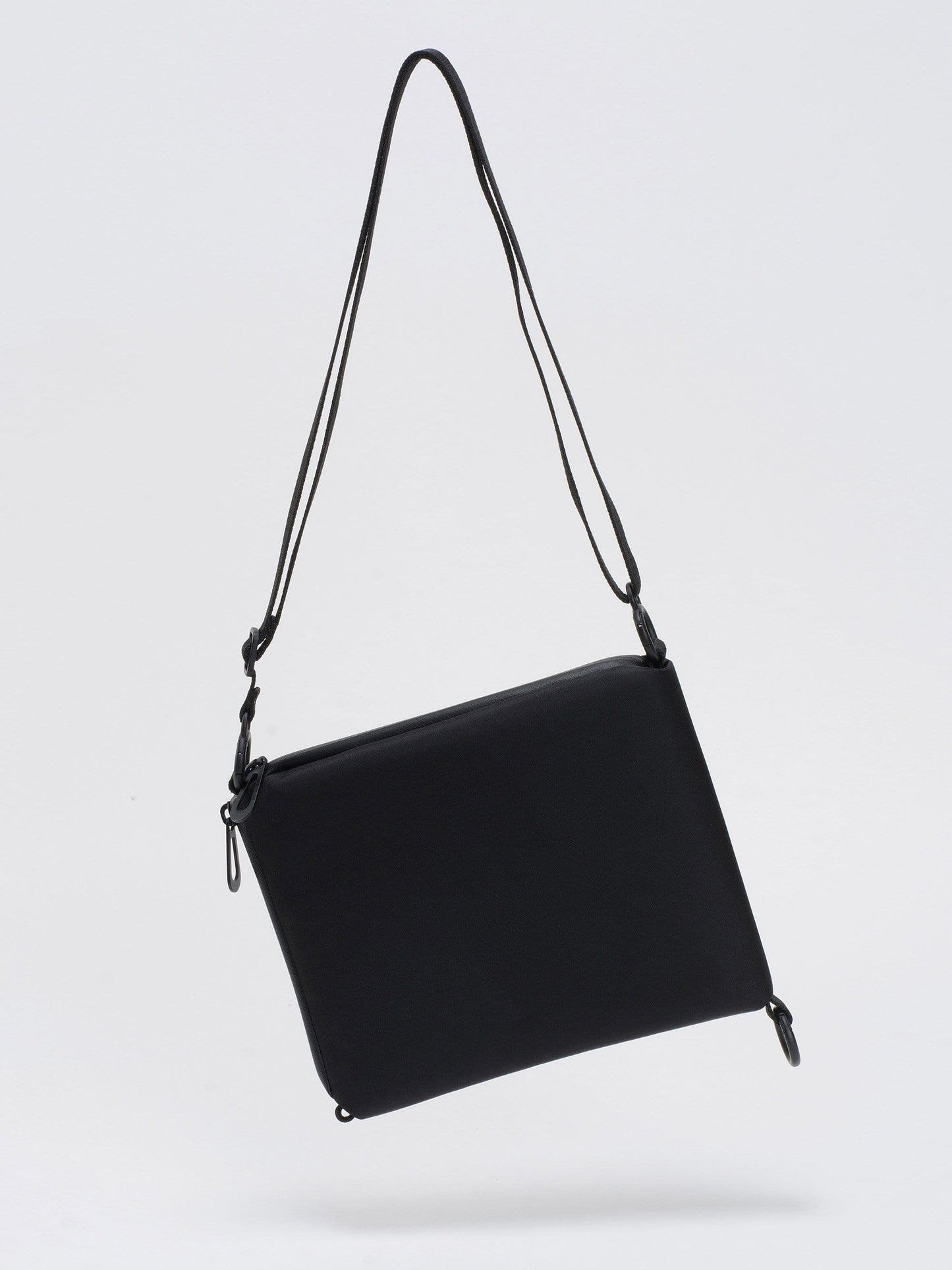 coteetciel Crossbody/Sling Bag Inn S Sleek Black côte&ciel US 28932