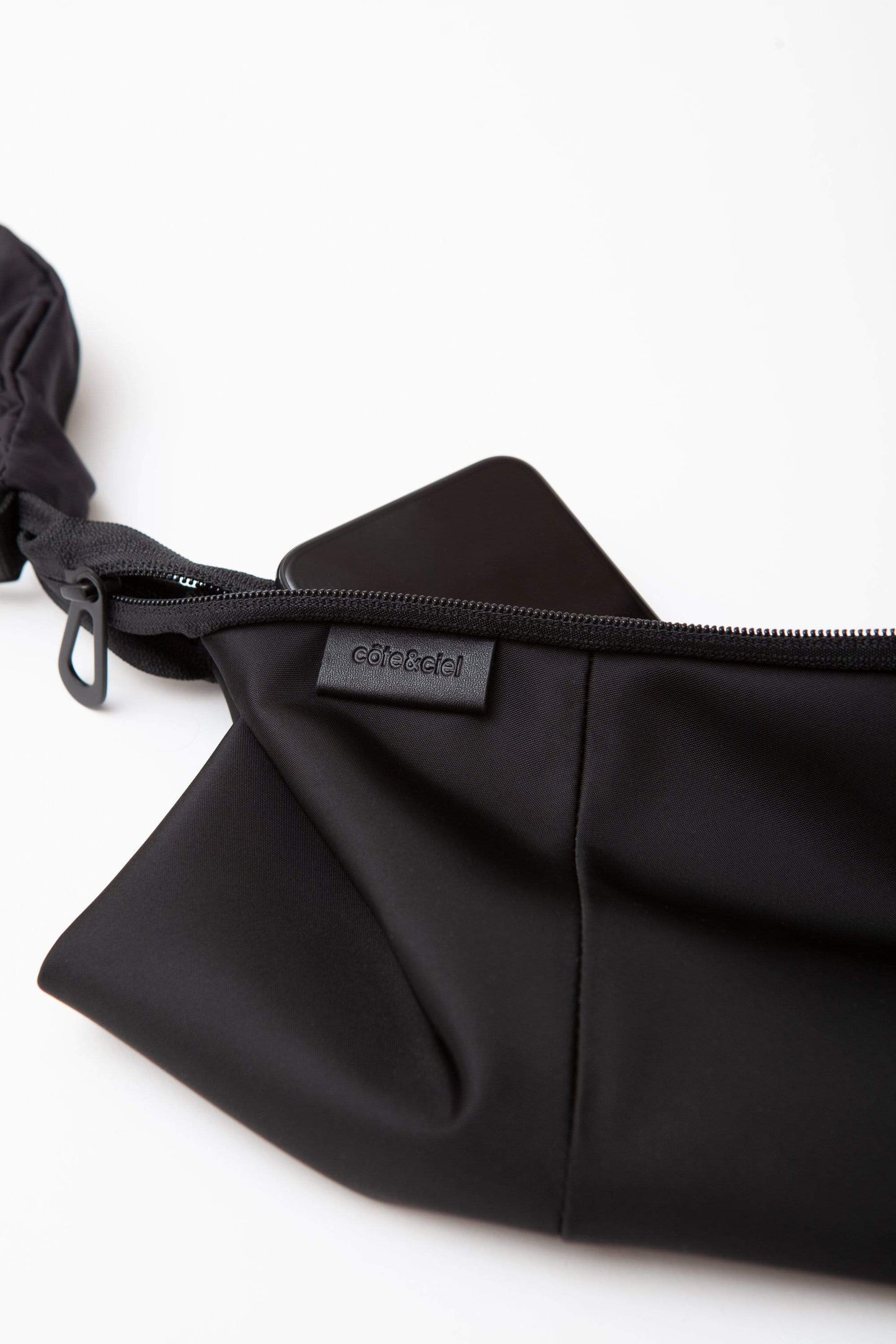 coteetciel Small/Pouch Black Kivu S Sleek Black côte&ciel US 28845