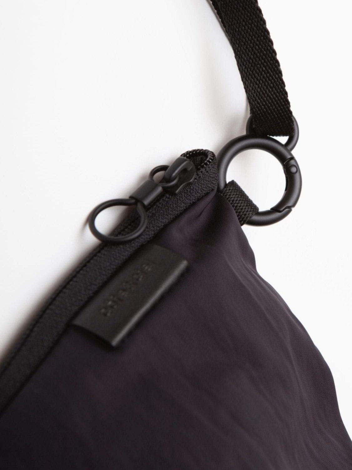 coteetciel Small/Pouch Black Orba Creased Black côte&ciel US 28829