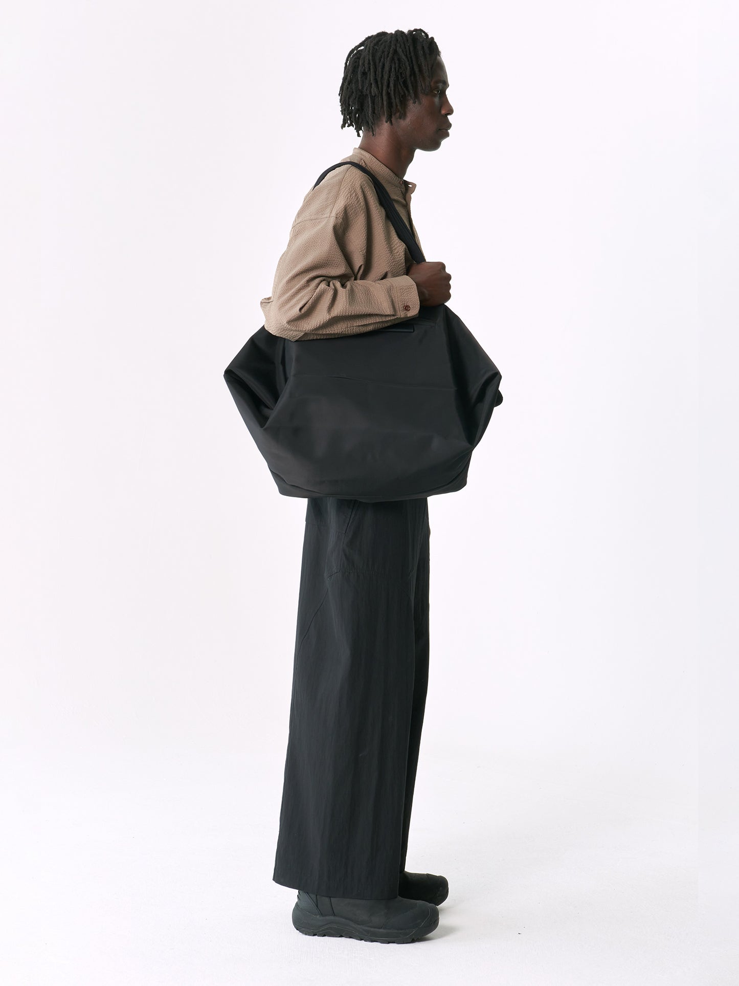 Sanna Sleek Black Bag