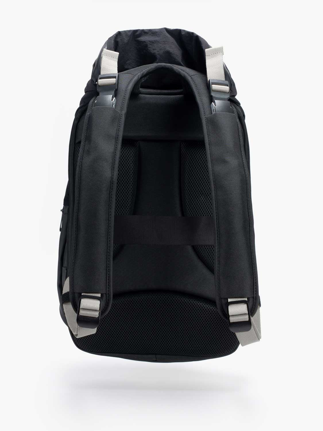 coteetciel Backpack Nile S Smooth Black Colour Accent côte&ciel US 29169