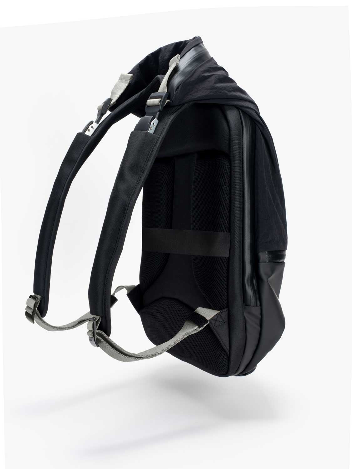 coteetciel Backpack Nile S Smooth Black Colour Accent côte&ciel US 29169