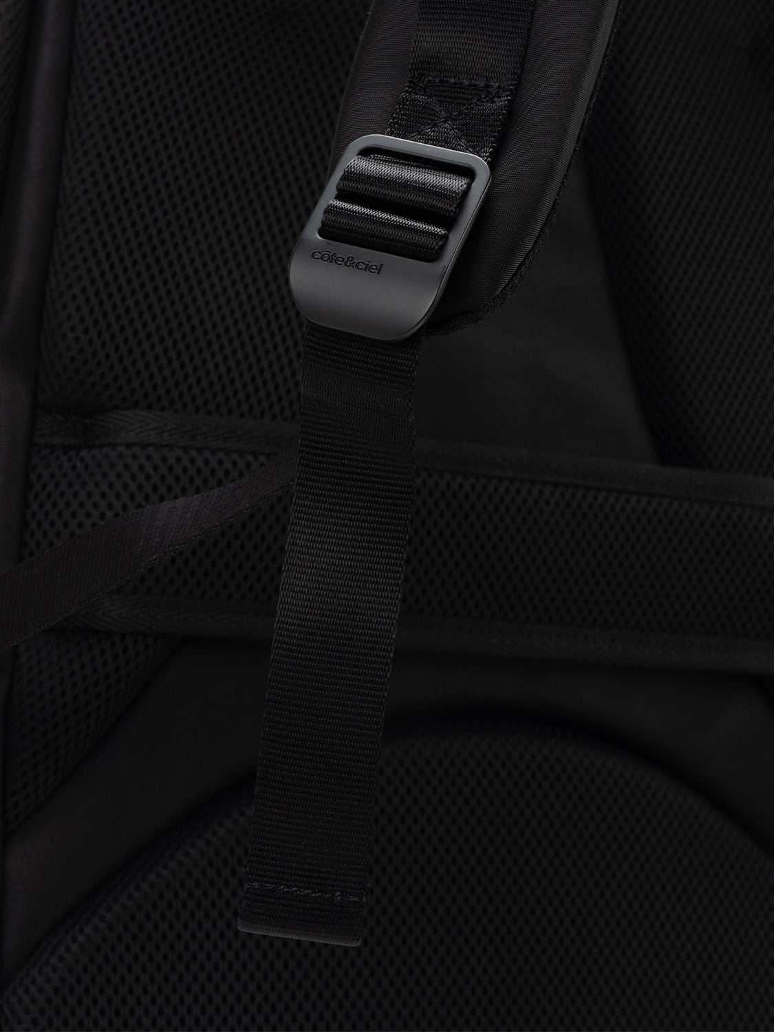 coteetciel Backpack Yalu Carbon Black côte&ciel US 29196