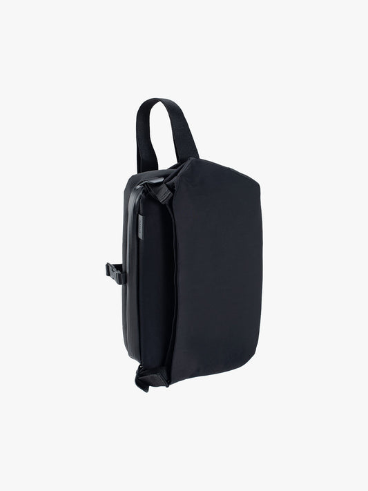 coteetciel Crossbody/Messenger Black Riss Smooth Black côte&ciel US 29030