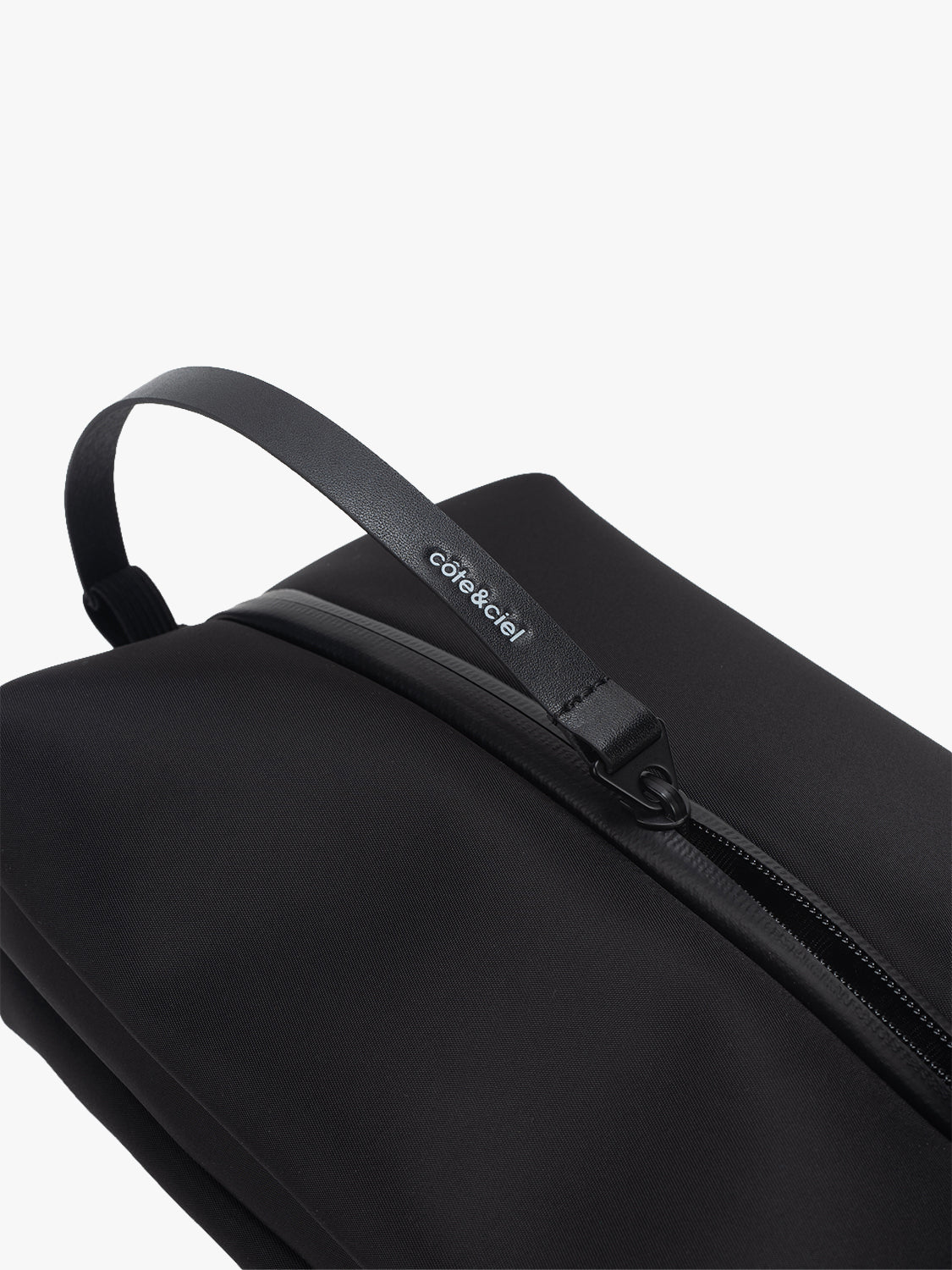 coteetciel Crossbody/Sling Bag Ens Sleek Black Bag côte&ciel US 29152