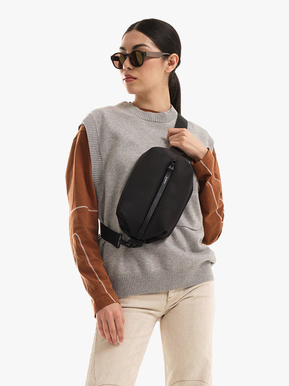 coteetciel Crossbody/Sling Bag Ens Sleek Black Bag côte&ciel US 29152