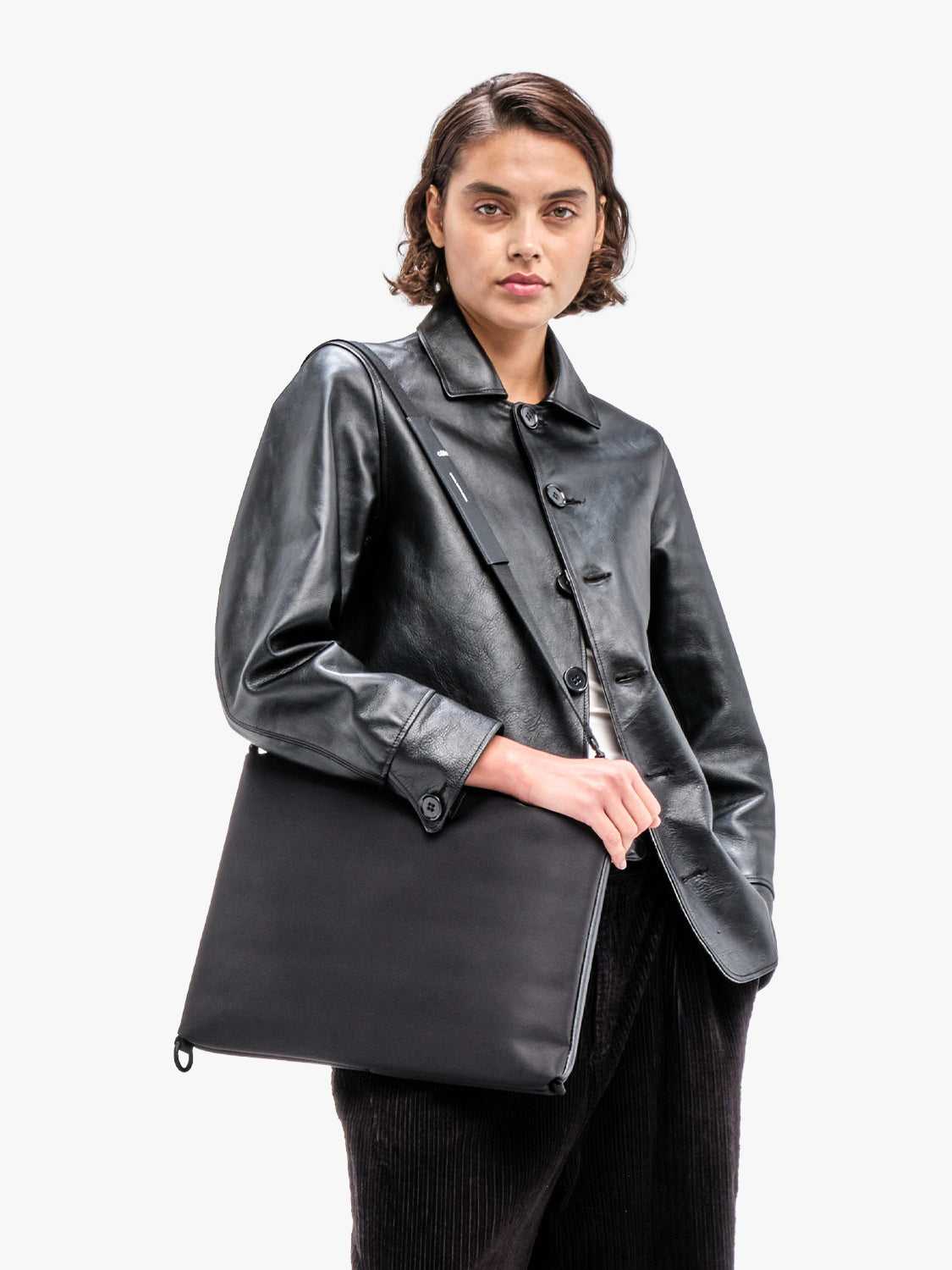coteetciel Crossbody/Sling Bag Inn L Sleek Black côte&ciel US 28908