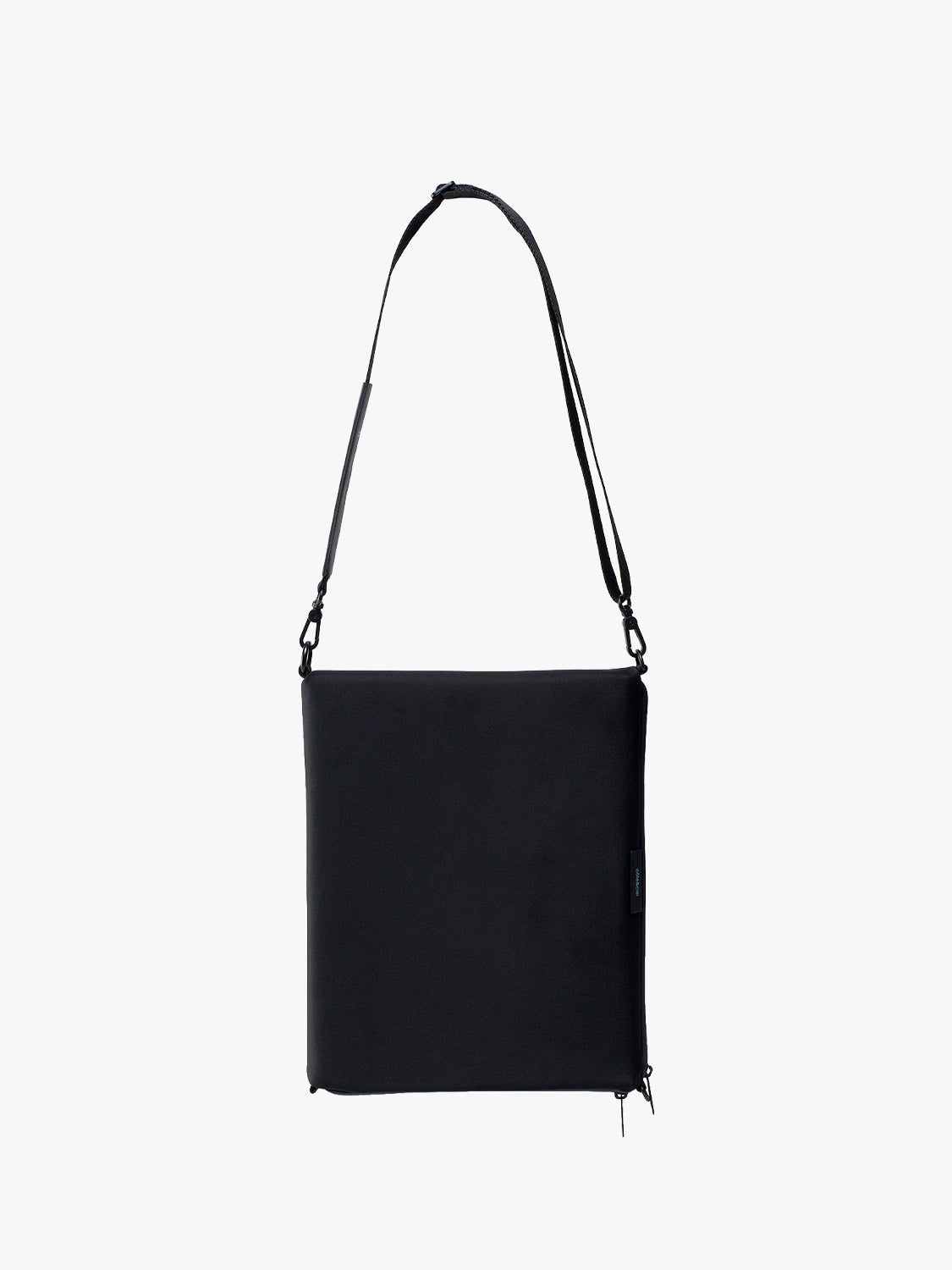 coteetciel Crossbody/Sling Bag Inn L Sleek Black côte&ciel US 28908