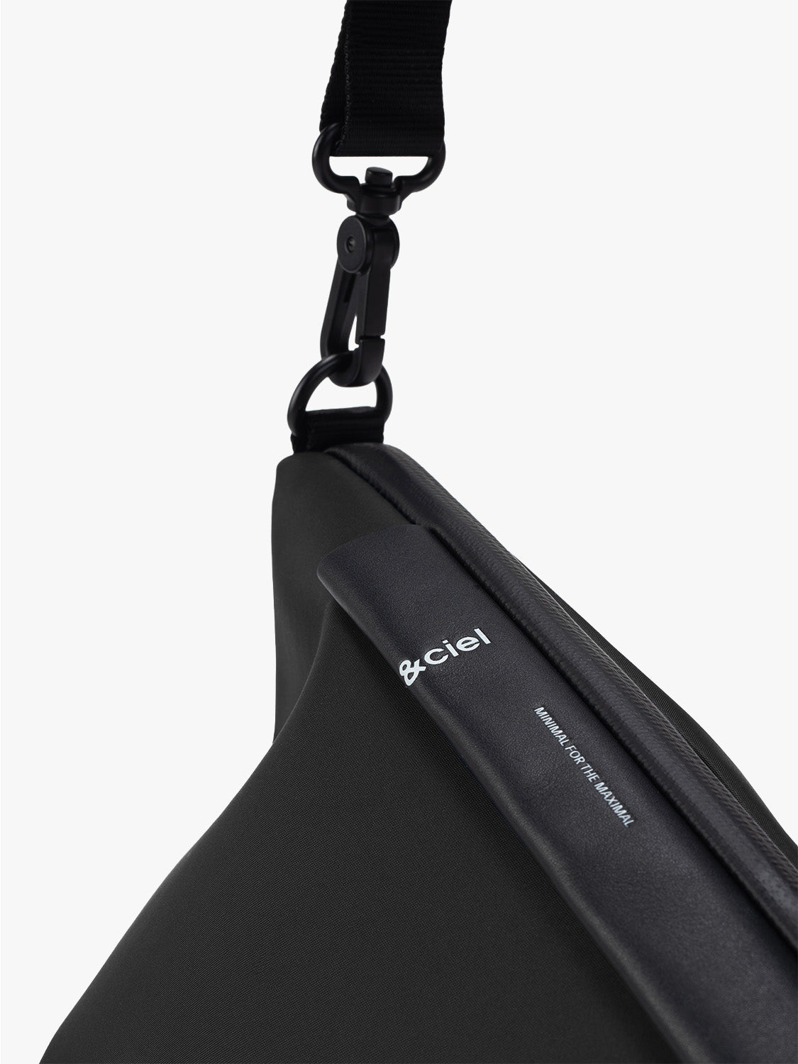 coteetciel Crossbody/Sling Bag Inn M Sleek Black | APPLE EXCLUSIVE côte&ciel US 29254