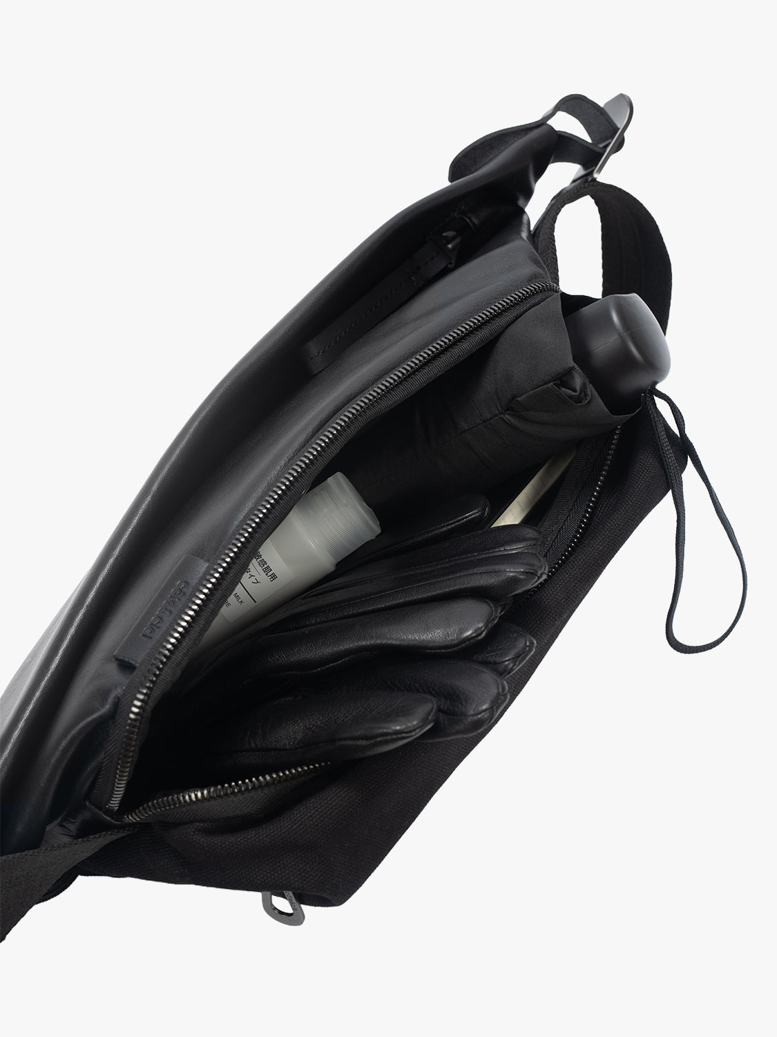 coteetciel Crossbody/Sling Bag Black Isarau M Alias Leather Black côte&ciel US 28604