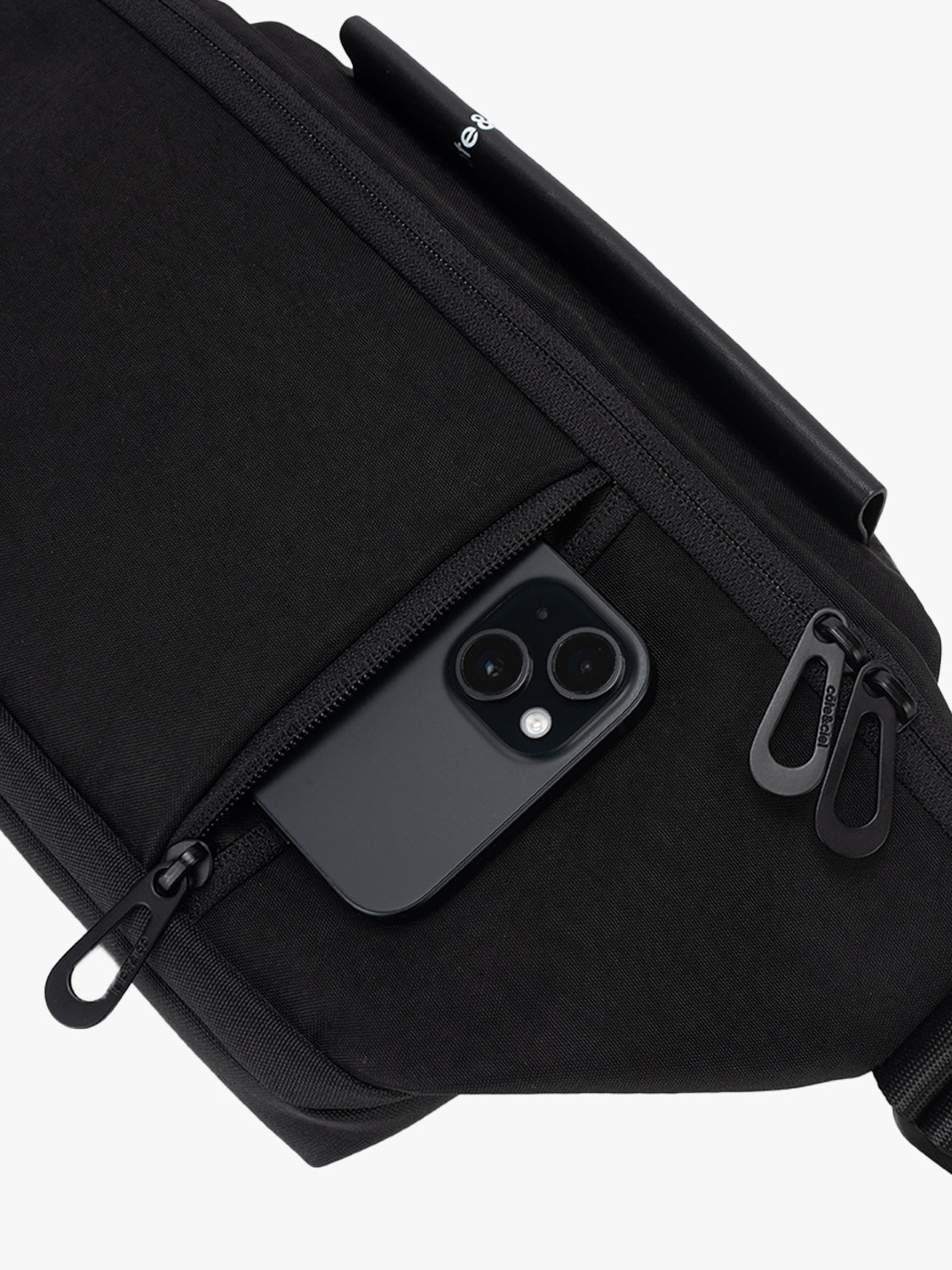 coteetciel Crossbody/Sling Bag Isarau S Round Carbon Black côte&ciel US 29200