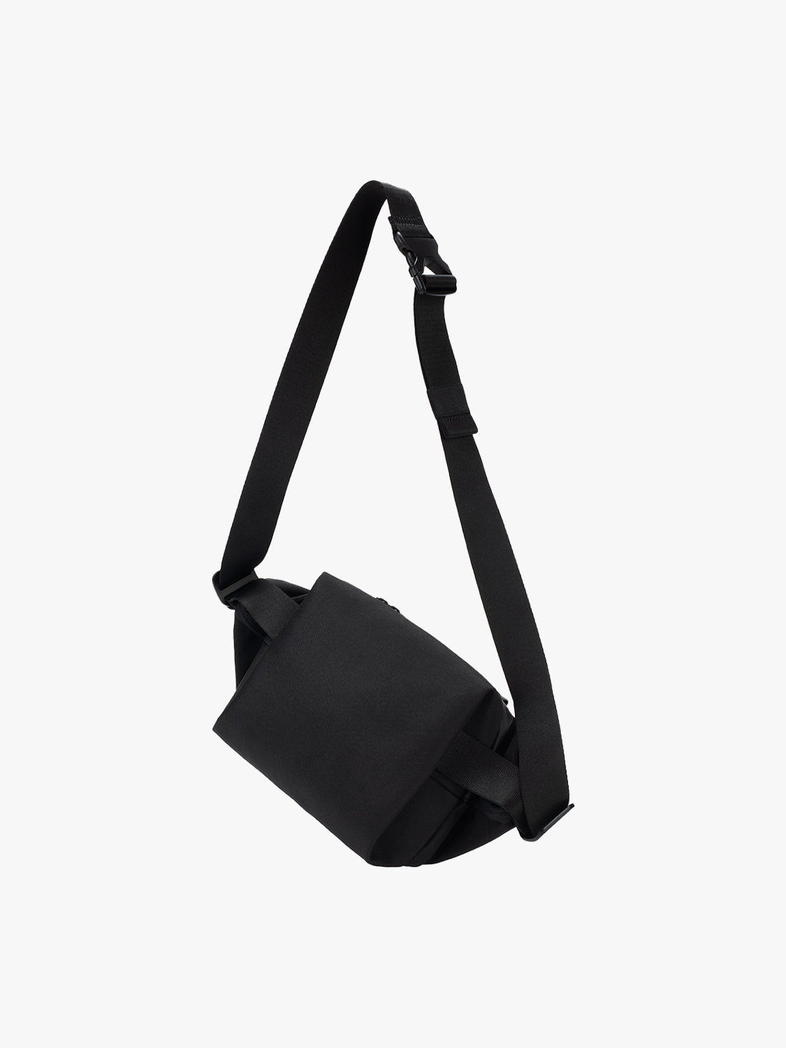 coteetciel Crossbody/Sling Bag Isarau S Round Carbon Black côte&ciel US 29200