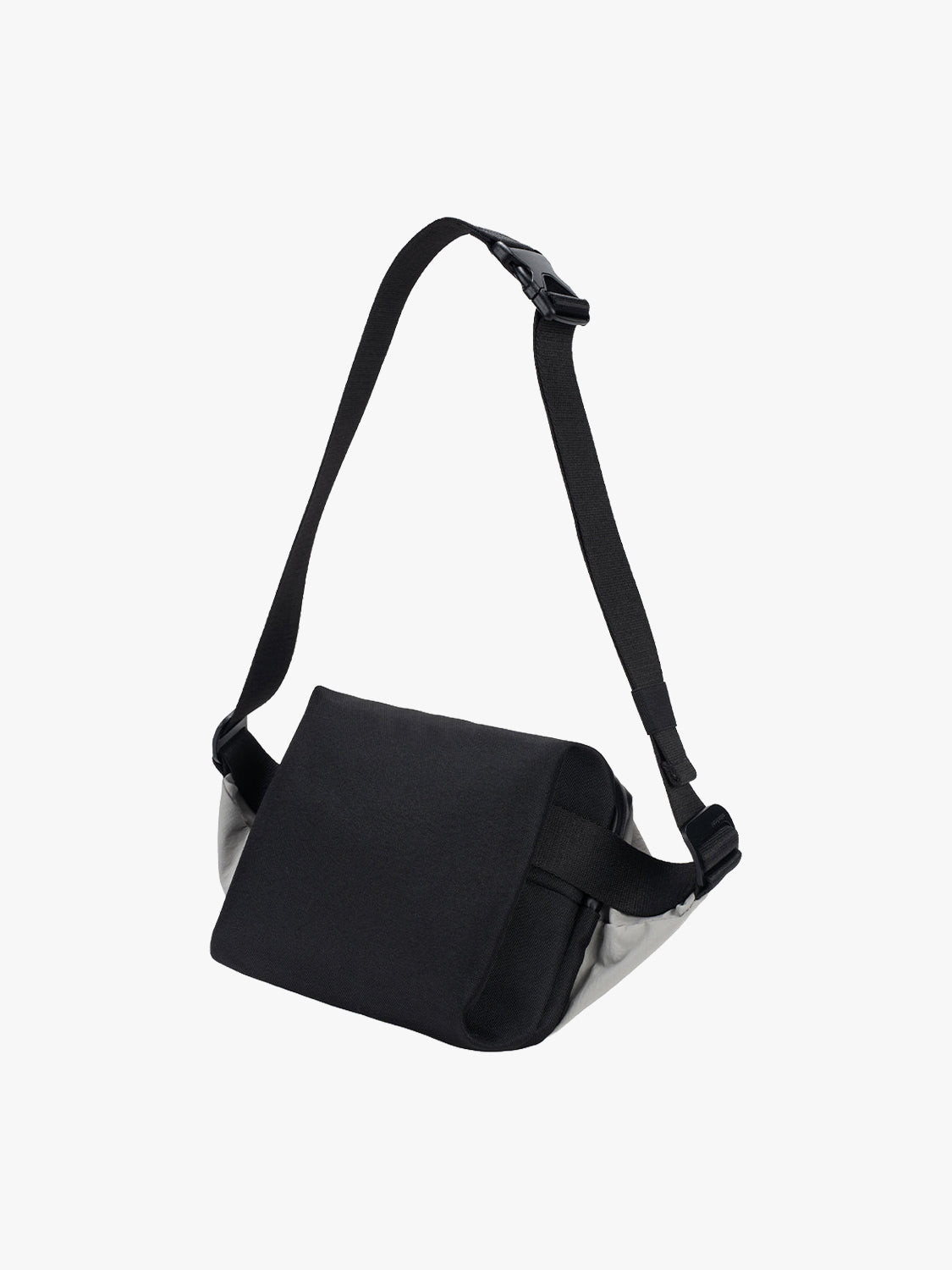 coteetciel Crossbody/Sling Bag Isarau S Smooth Light Grey côte&ciel US 29170