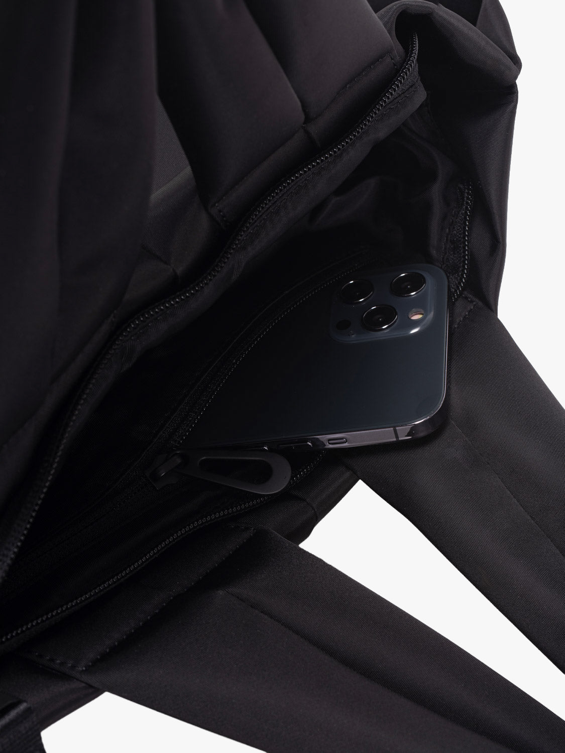 coteetciel Small/Pouch Amu Mini Sleek Nylon Black Bag côte&ciel US 29110