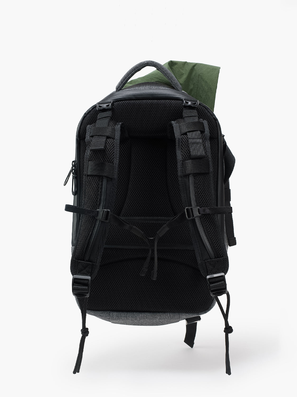 Isar M Komatsu Onibegie Nylon Olive Green