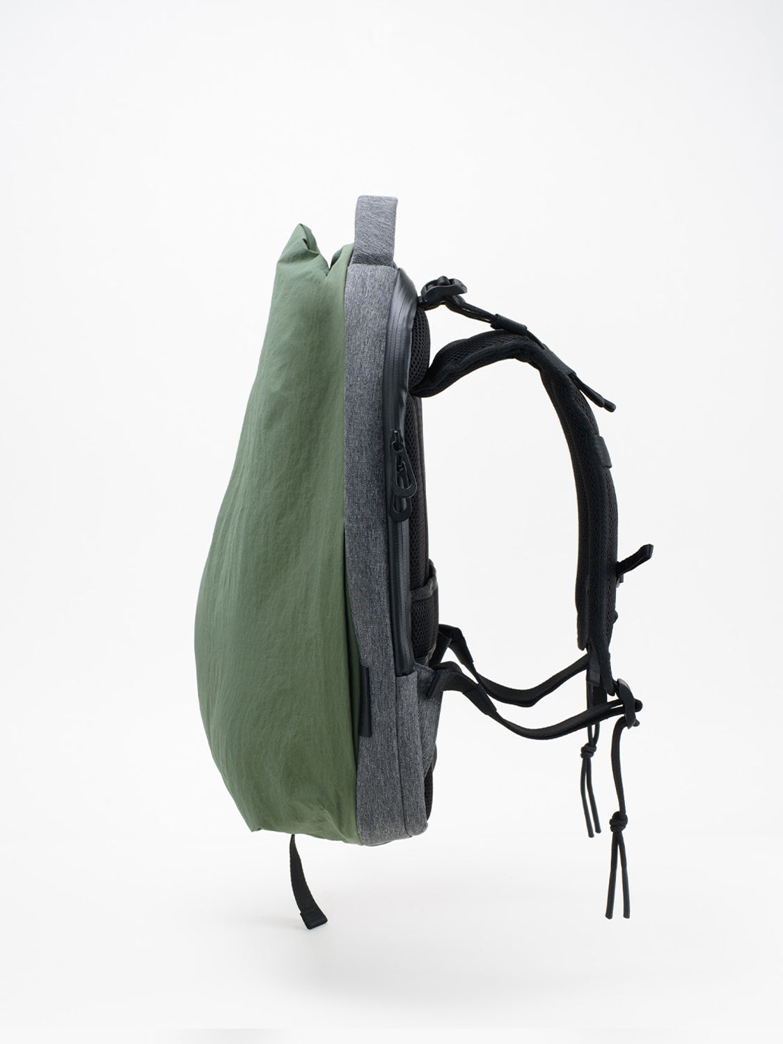 Isar M Komatsu Onibegie Nylon Olive Green