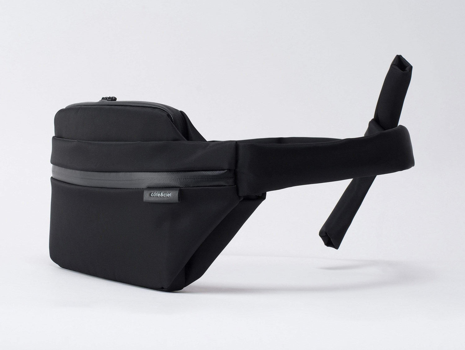 coteetciel Crossbody/Sling Bag Isarau Sleek Black côte&ciel US 28909