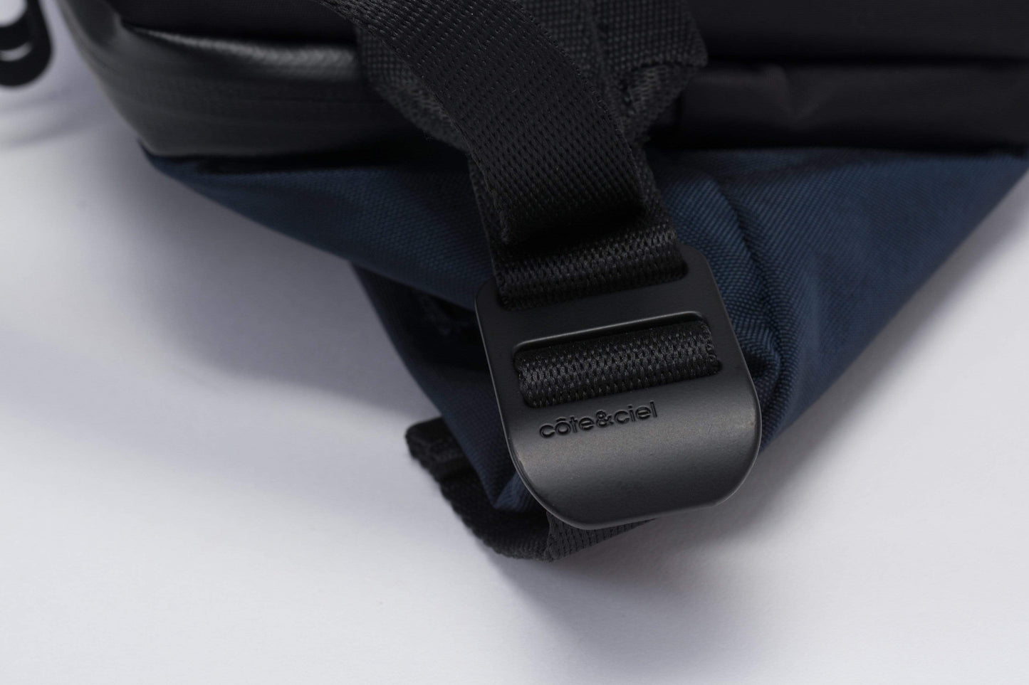 coteetciel Crossbody/Sling/Waist Bag Isarau S Frost Blue côte&ciel US 28876