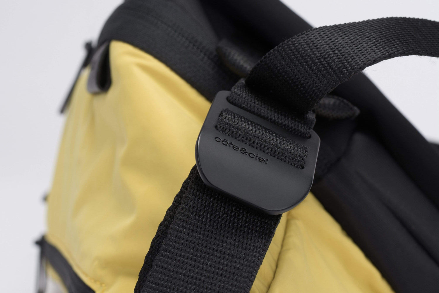 coteetciel Crossbody/Sling/Waist Bag Isarau S Padded Yellow côte&ciel US 28881