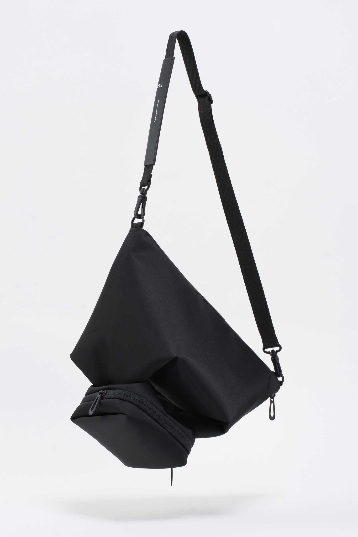 激安アウトレット!】 希少品【Y's × cote&ciel】Black Small Isar
